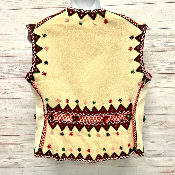 Source Unknown Cream and Red Embroidered Vest - Picture 8 of 8